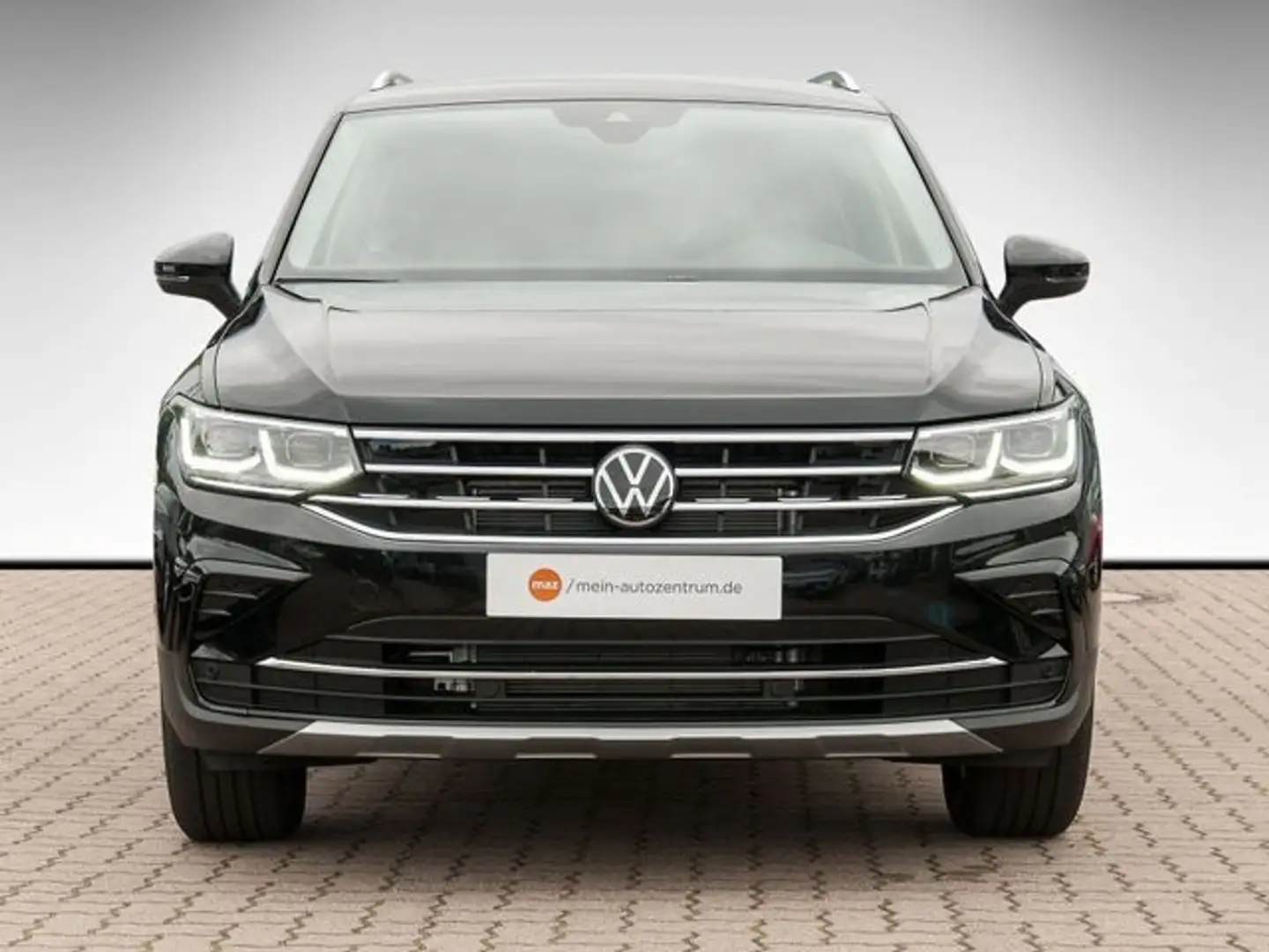 Volkswagen Tiguan Elegance 2.0 l TDI SCR 150 PS 6-Gang Navi Noir - 2