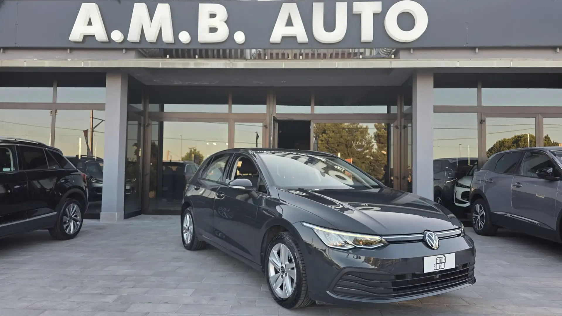Volkswagen Golf Golf VIII 2020 1.0 etsi evo Life 110cv dsg Grigio - 1