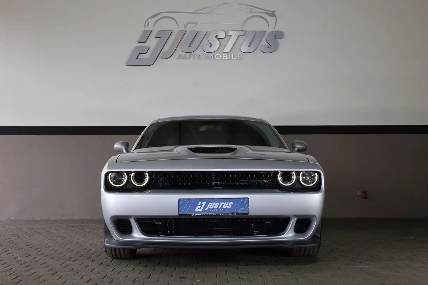 Dodge Challenger 5.7 R/T/SHZ/TEMP/BTH/MFL/AMBIE/R20 Silber - 2