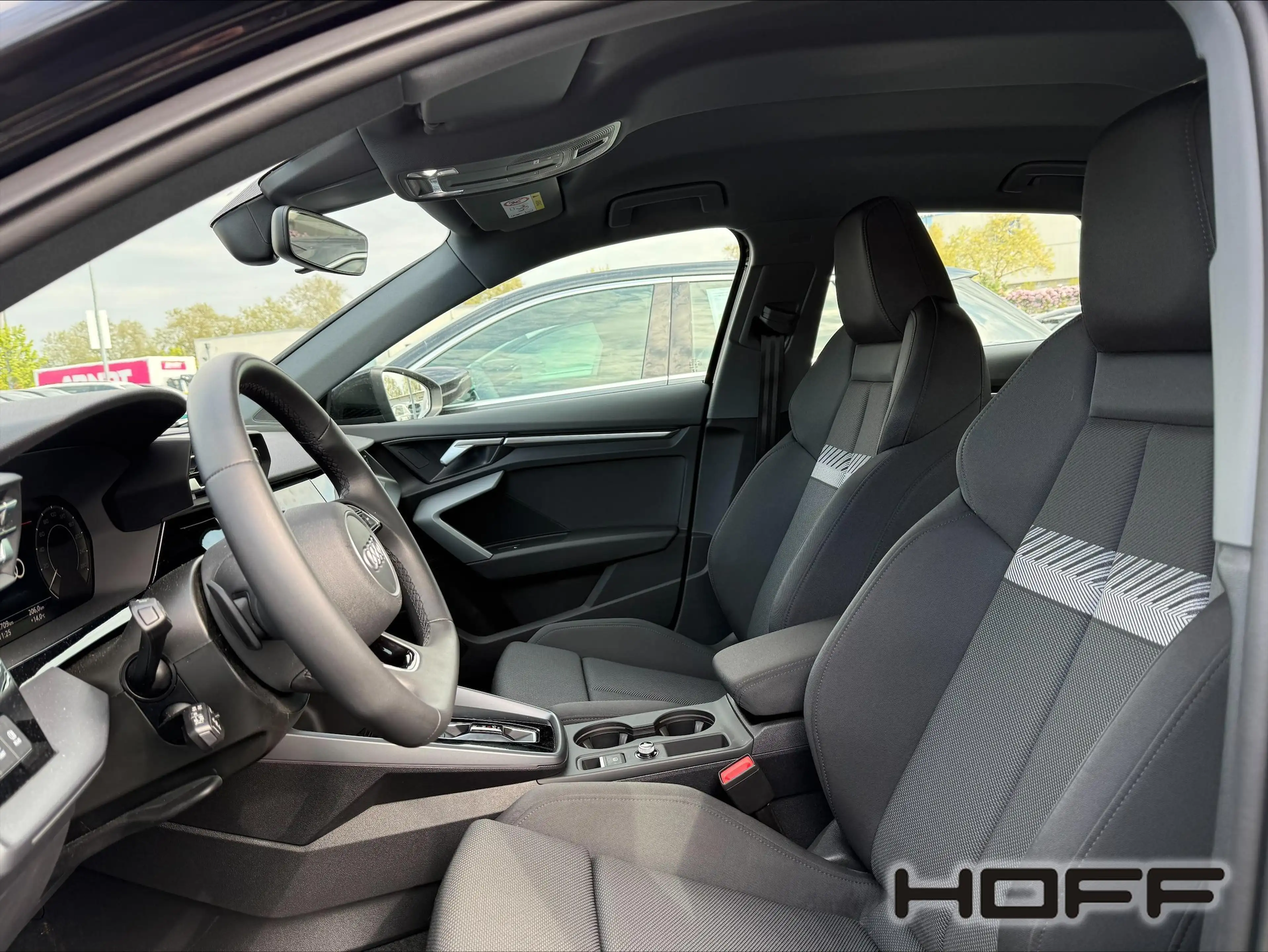 Audi A3 40 TFSIe HUD Business GRA Navi LED APS+ 17 Zoll — photo 5