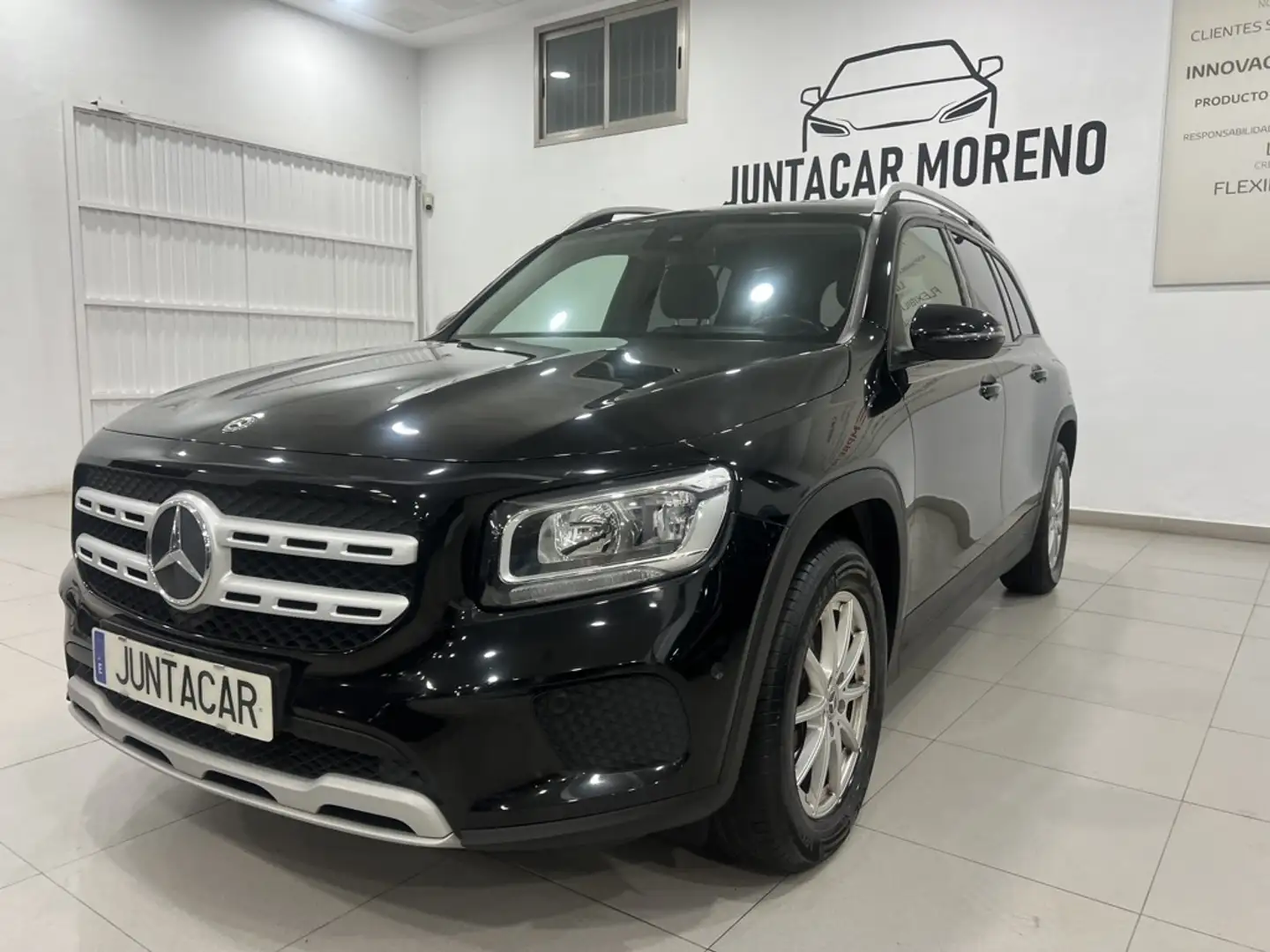 Mercedes-Benz GLB 200 Todoterreno Automático de 5 Puertas Negro - 2