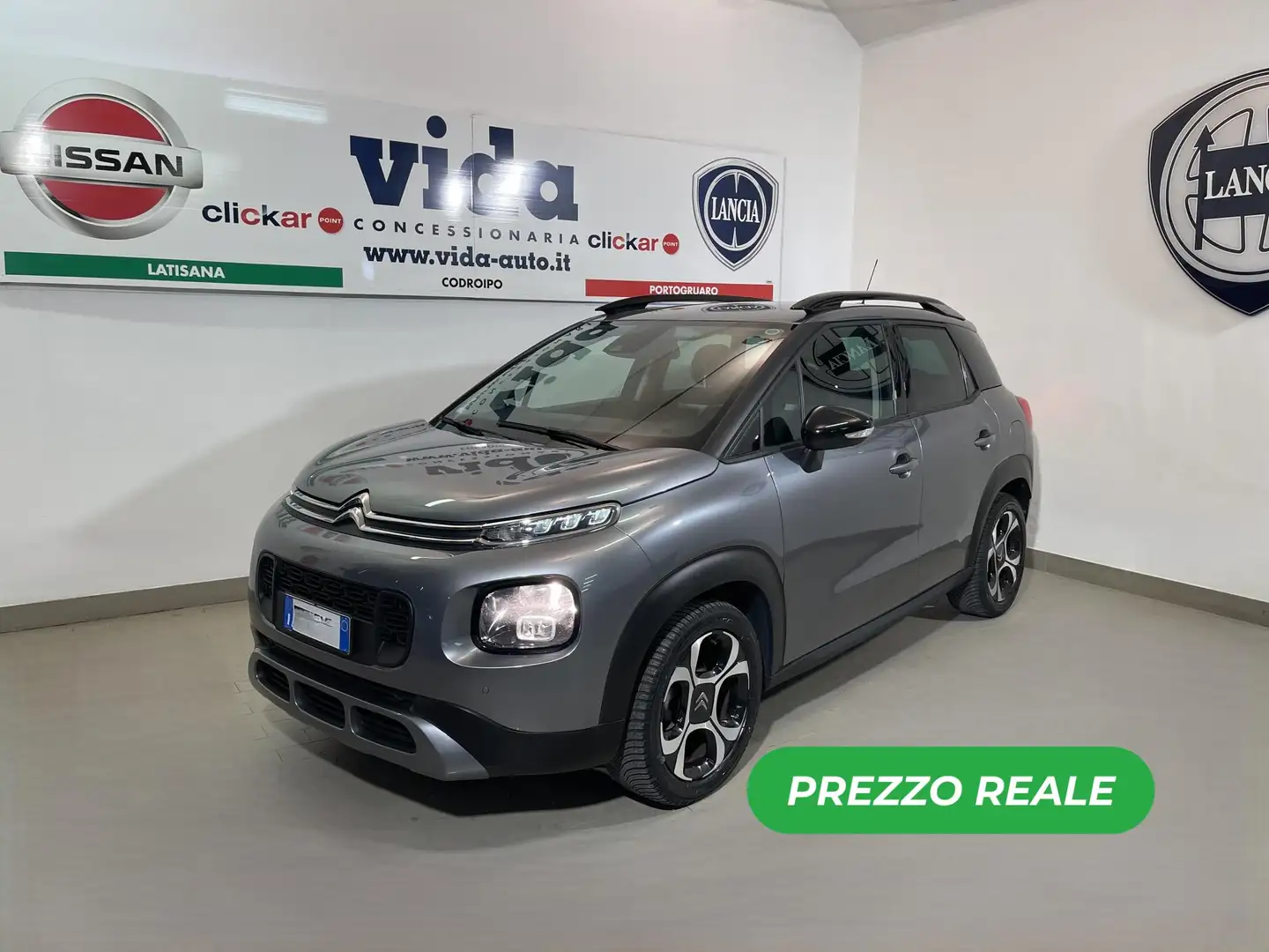 Citroen C3 Aircross 1.5 bluehdi Shine s&s 100cv Grigio - 1