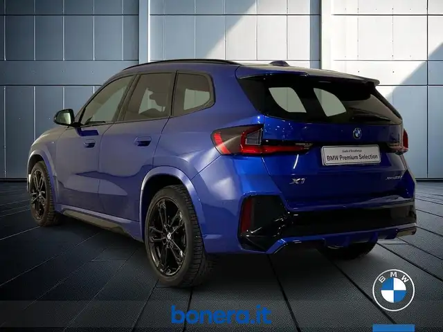 BMW X1 view 8