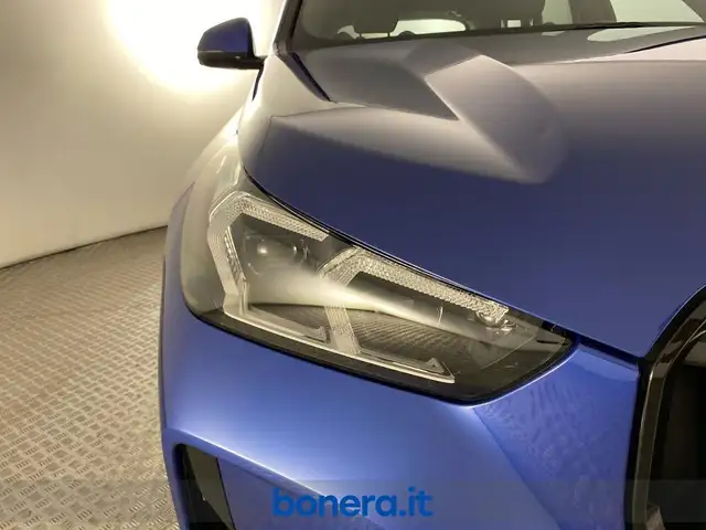 BMW X1 view 10