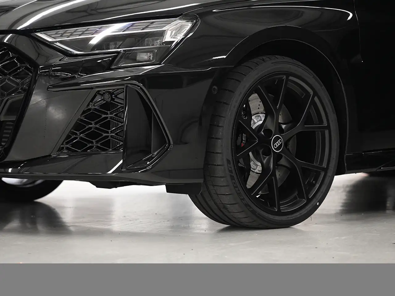 Audi RS3 Sportback RS-SPORTABGASANLAGE MATRIXLED LM19 5