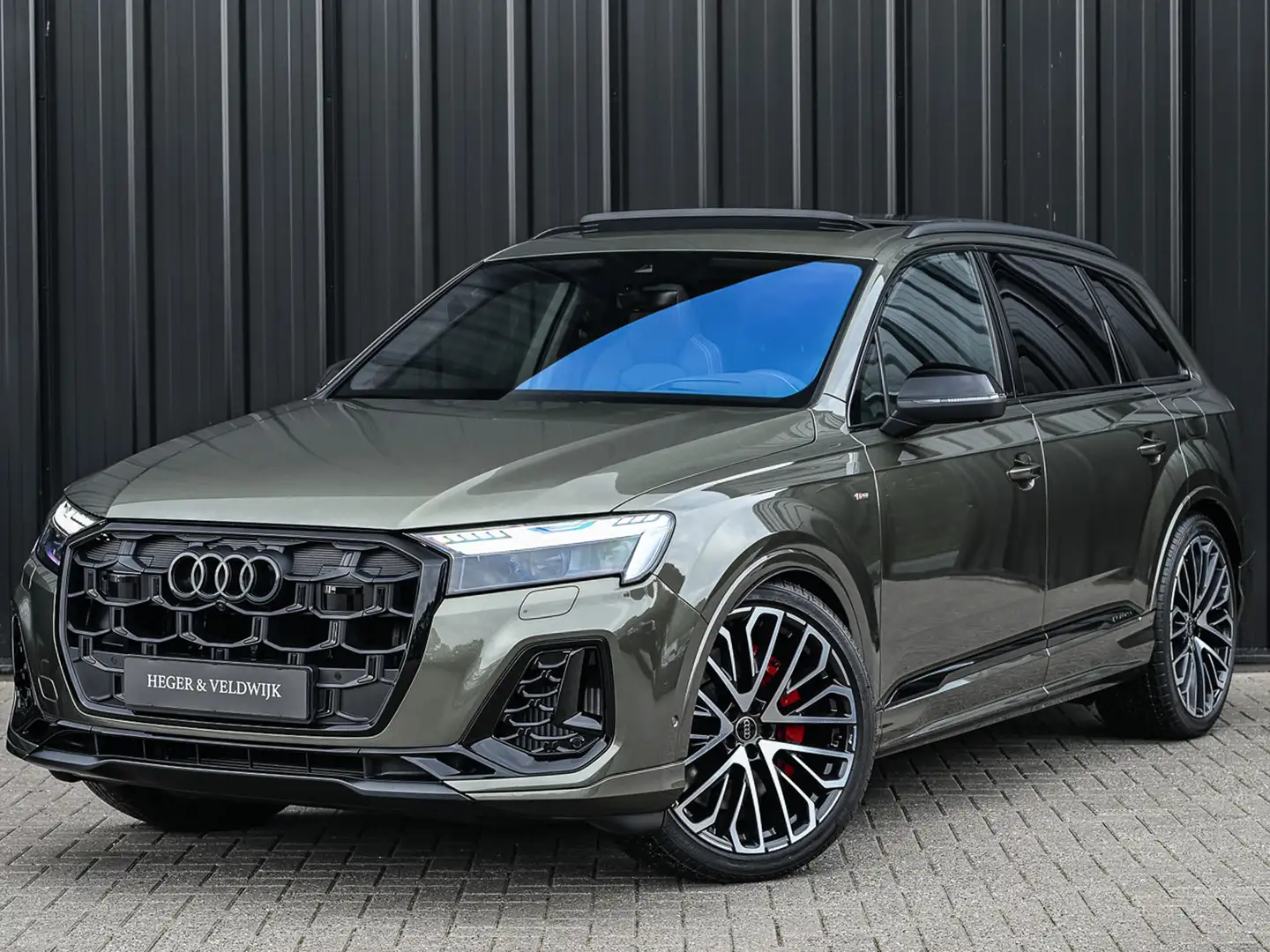 Audi Q7 60 TFSI e QUATTRO PRO LINE S COMPETITION | S-SEATS Groen - 2