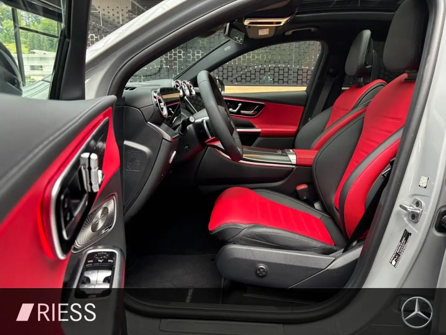 Mercedes-Benz GLC 300 d 4M Coupé AMG+AHK+AIRMATIC+20"+DISTRON+ Gris - 2