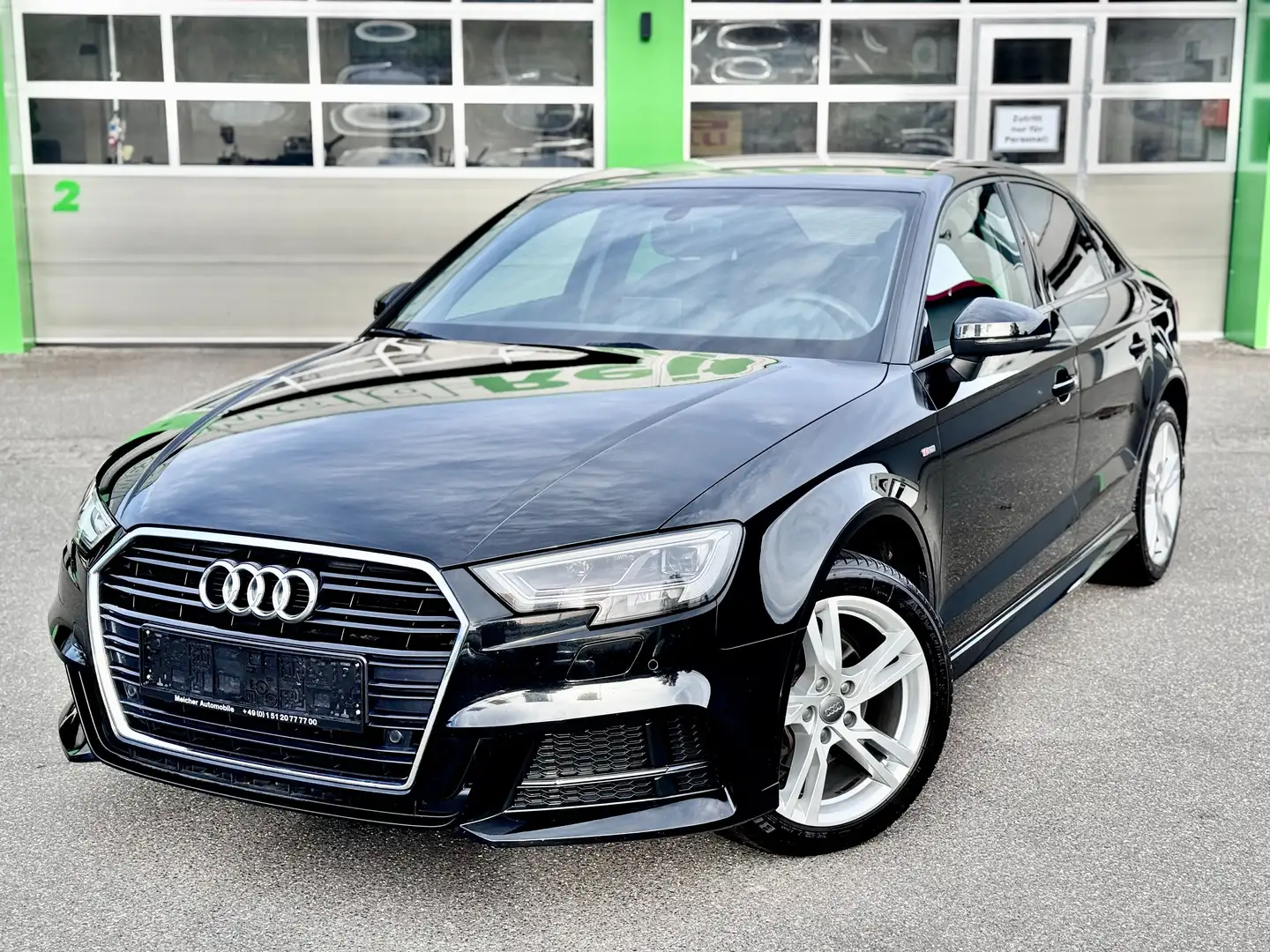 Audi A3 30 TDI Limousine S Line+LEDER+LED+NAVI+PDC+1HAND+ Schwarz - 1