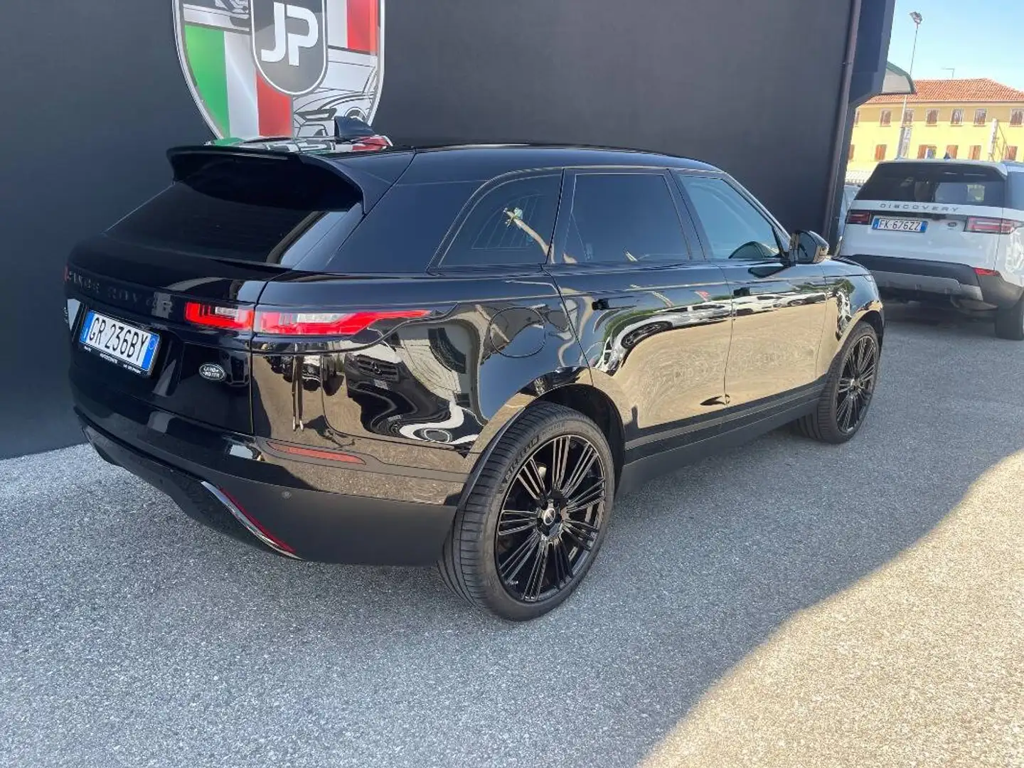 Land Rover Range Rover Velar 2.0 si4 R-Dynamic S 250cv auto my19 Nero - 2