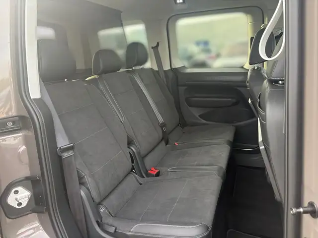 Volkswagen Caddy view 9