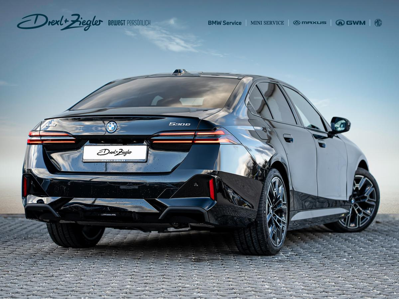 BMW 530 e xDrive Lim M-Sport PRO UNFALL PANO ACC 360° — photo 3