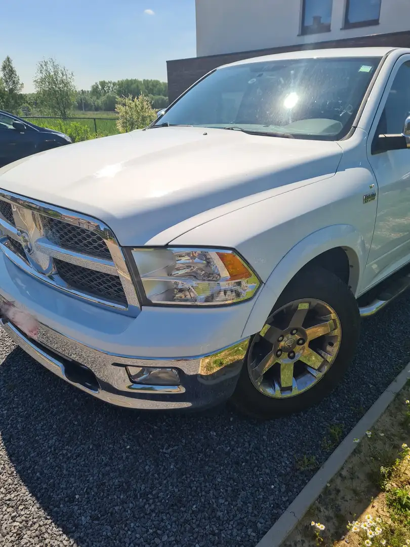 Dodge RAM 1500 LARAMIE 2012 V8 5.7L 330 CH ( FLEXFUEL) Blanco - 1