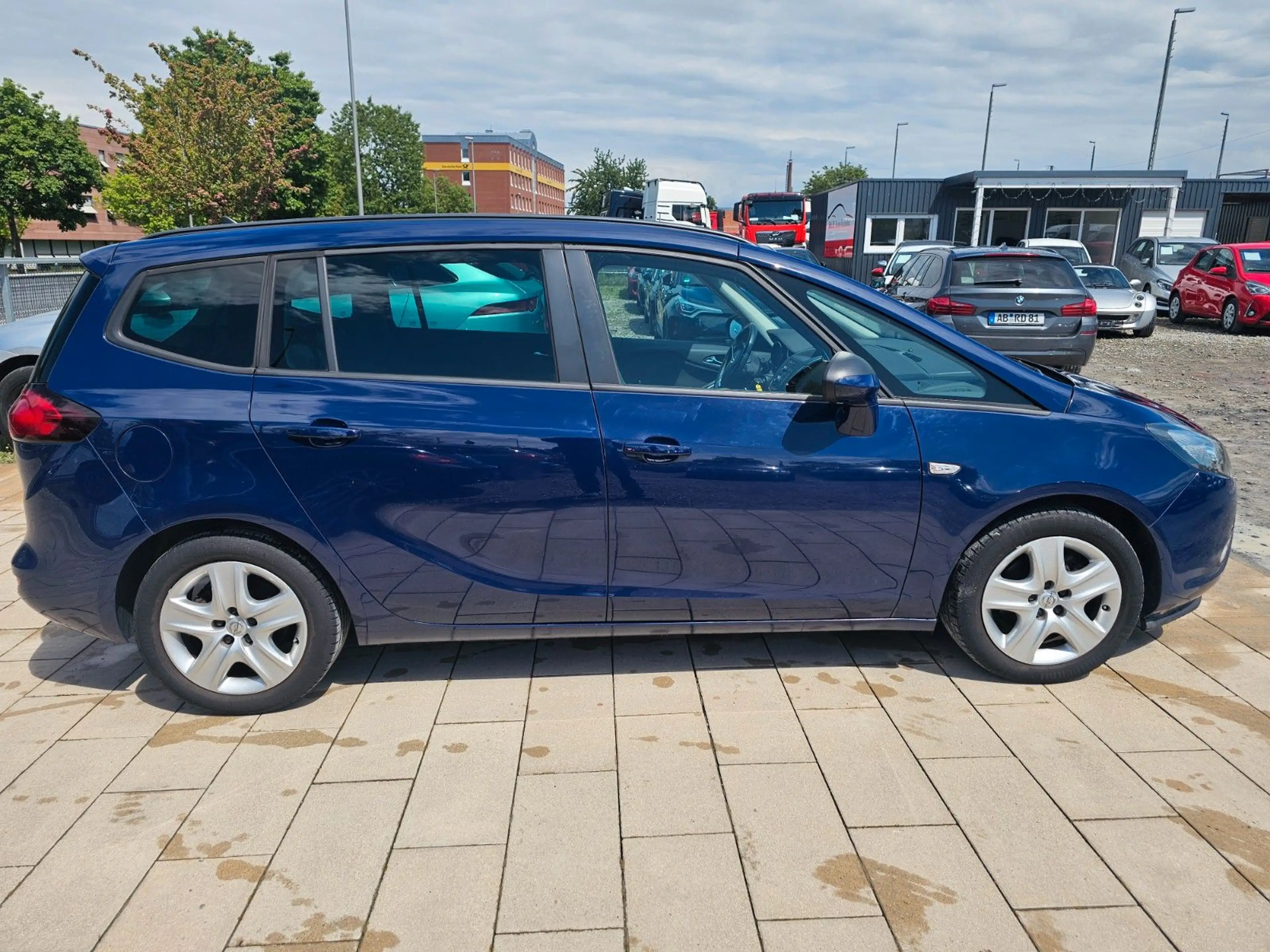 Opel Zafira Tourer — photo 4