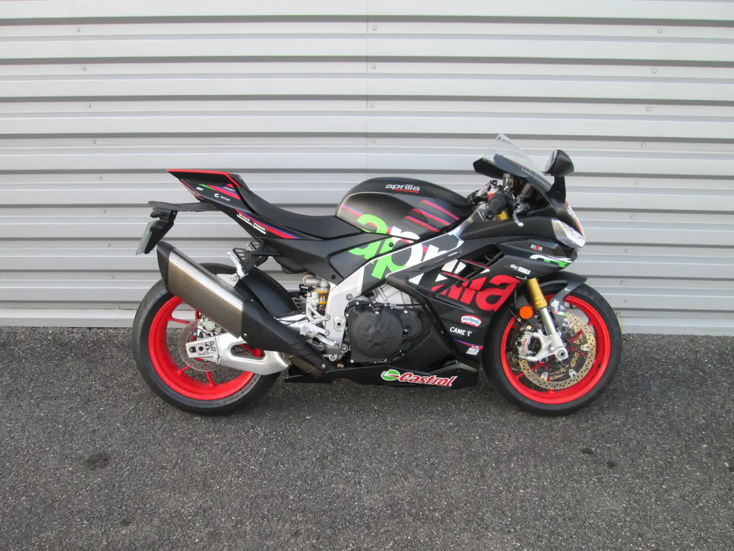 Aprilia RSV4 Чёрный - 2