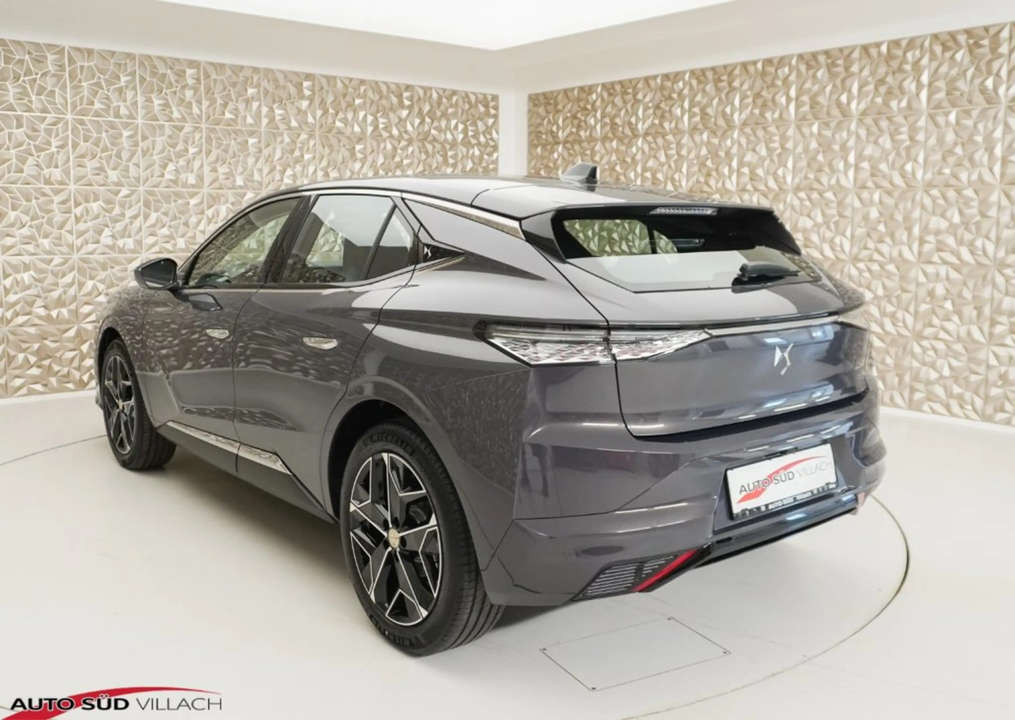 DS Automobiles DS 4 HYBRID 145 ÉDITION FRANCE — photo 5