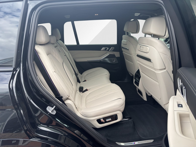BMW X7 xDrive40d M Sport | Kristall | AHK | 360° | B&W | — photo 13