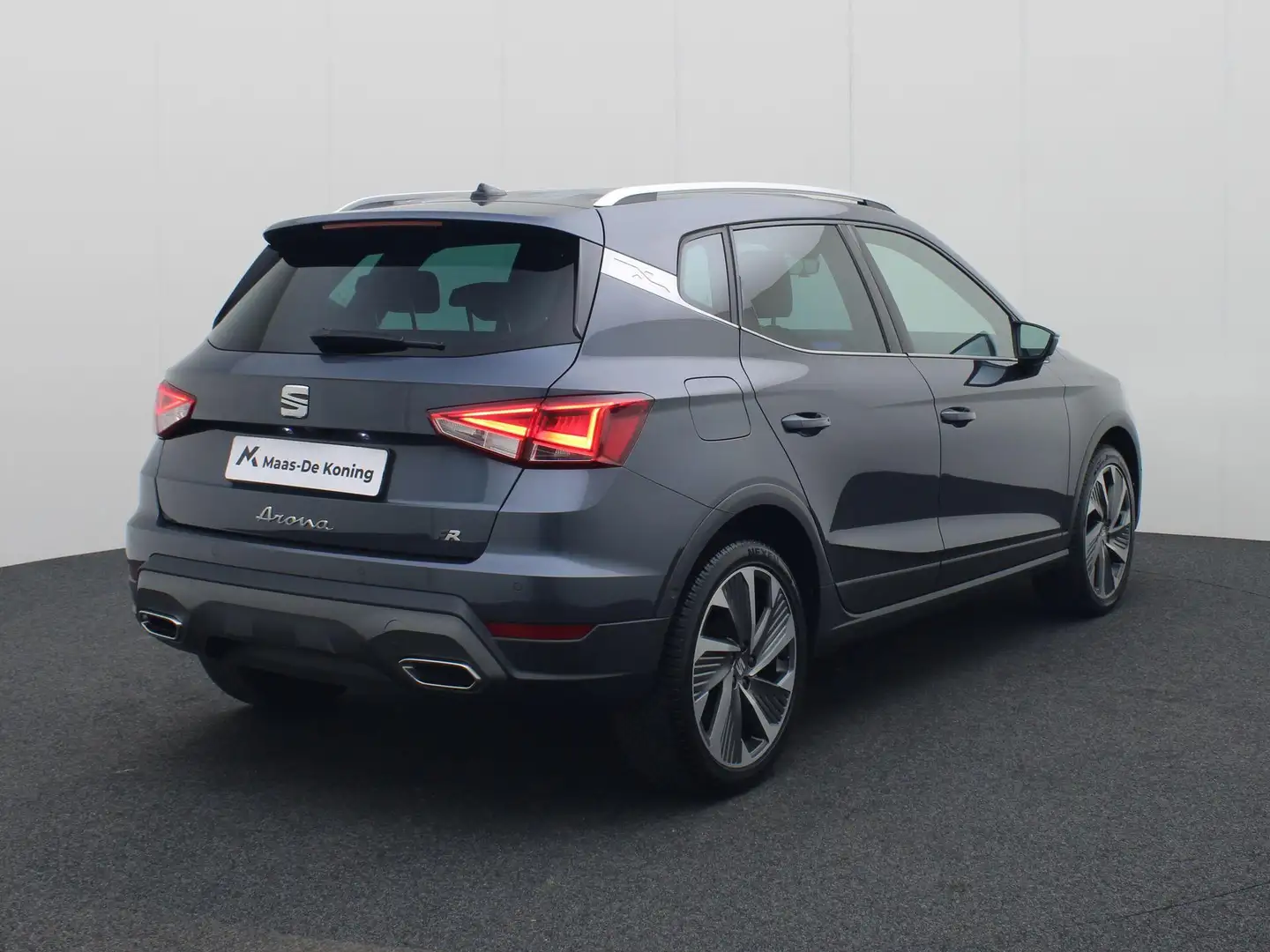 SEAT Arona 1.0Eco TSI 115PK FR DSG Automaat · Navigatie · App Gris - 2