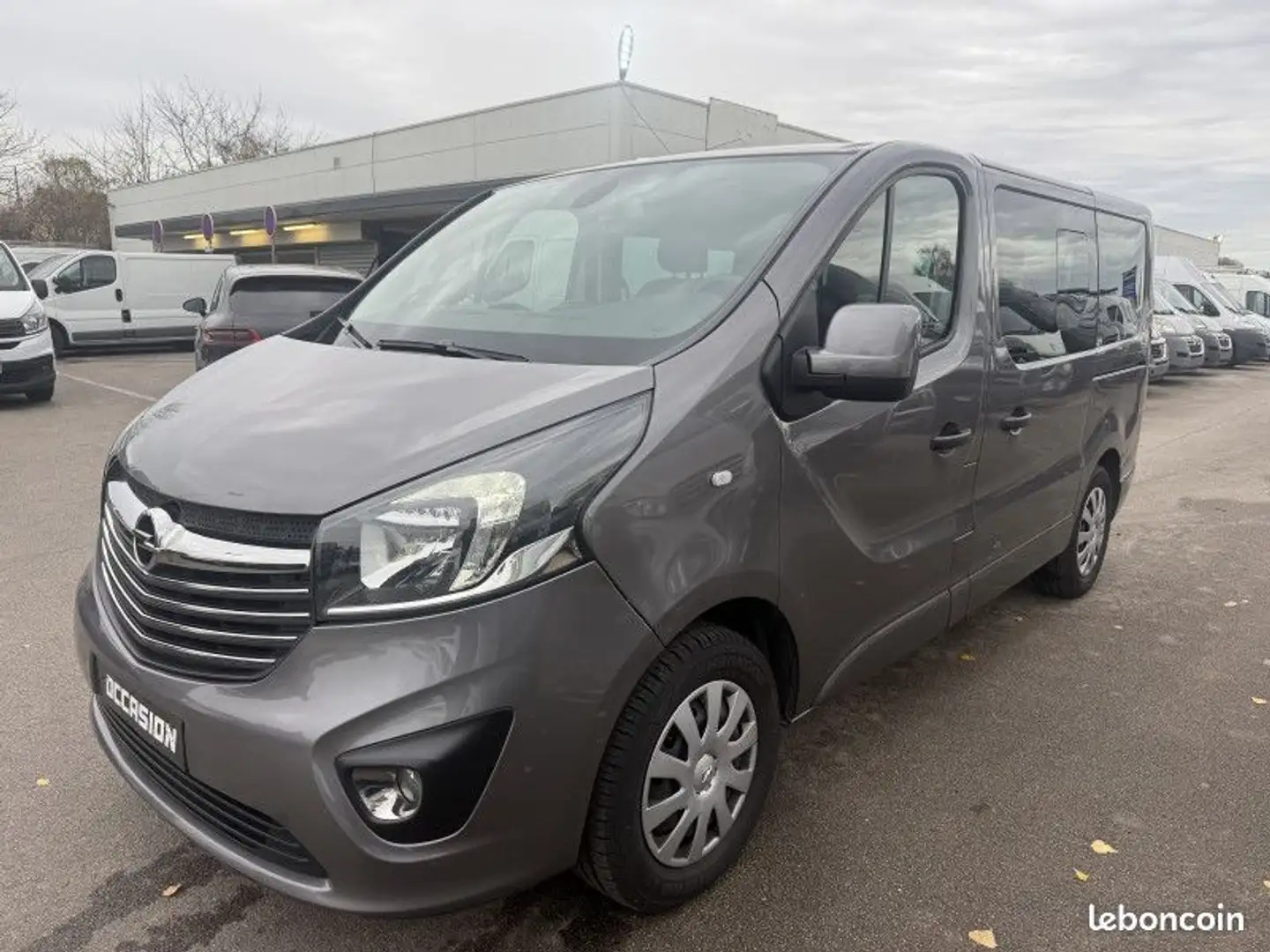 Opel Vivaro COMBI 1.6 CDTI BITURBO 125 K2700 L1H1 PACK CLIM + ECOFLEX START-STOP E6 Gris - 1