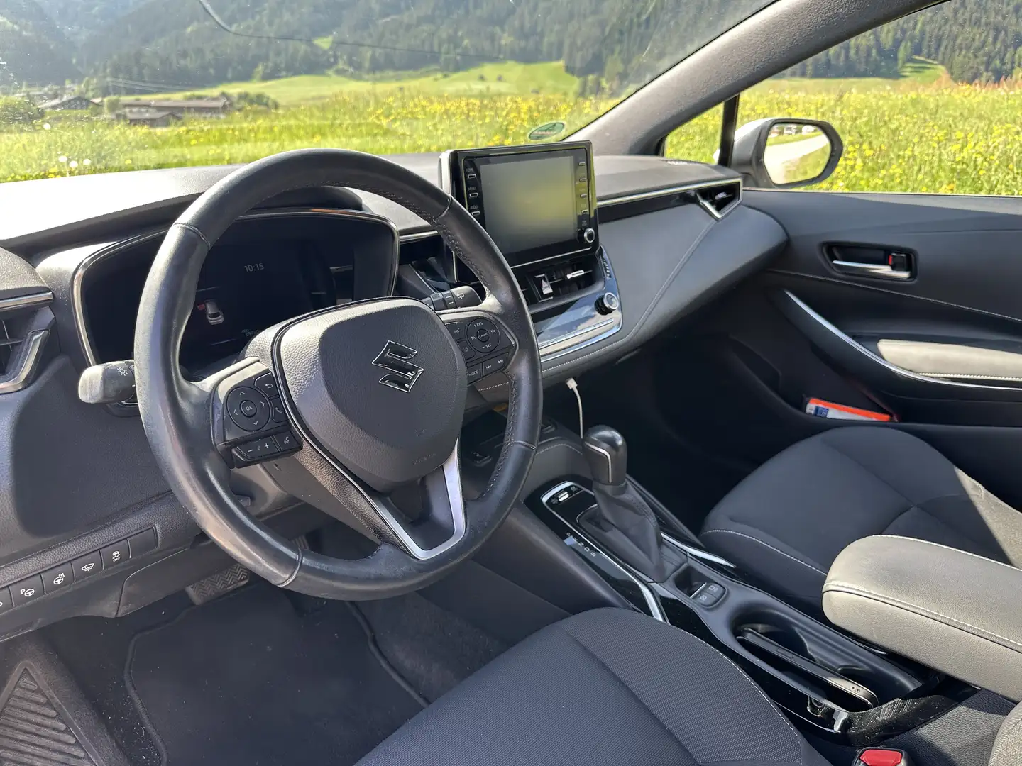 Suzuki Swace 1,8 HEV E-CVT Flash Grau - 2