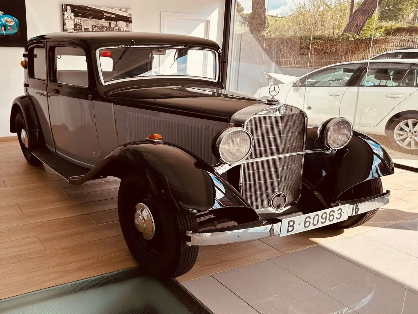 Mercedes-Benz 200 W21 -1935-Limousine Grey - 2