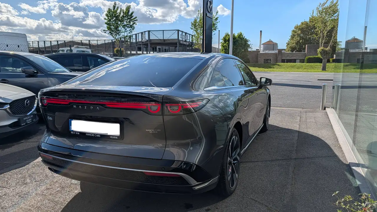 Mazda 6e 2026