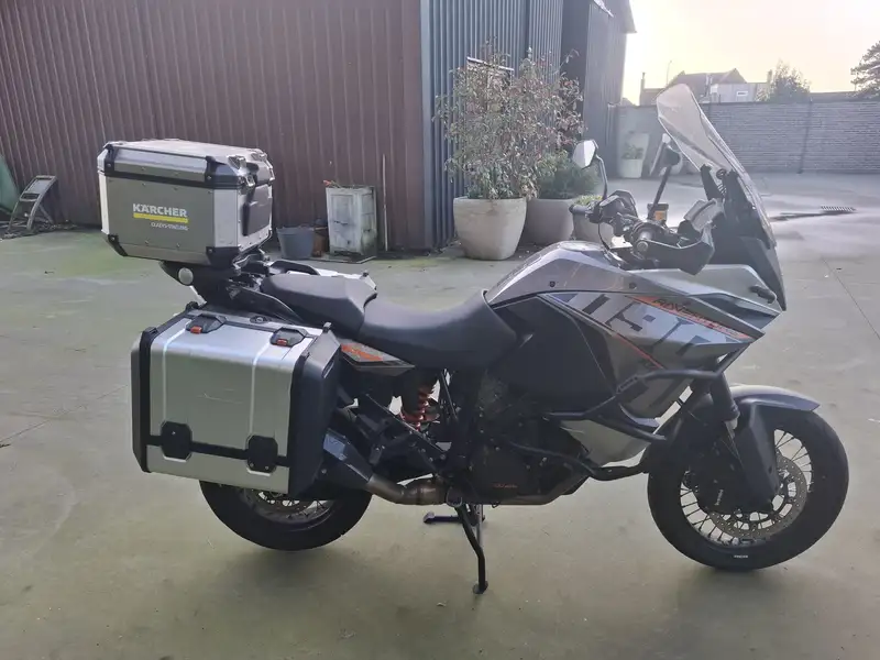 KTM 1190 Adventure - foto 5