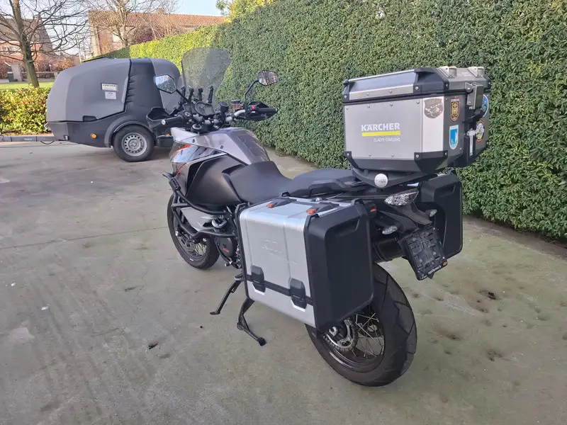 KTM 1190 Adventure - foto 3