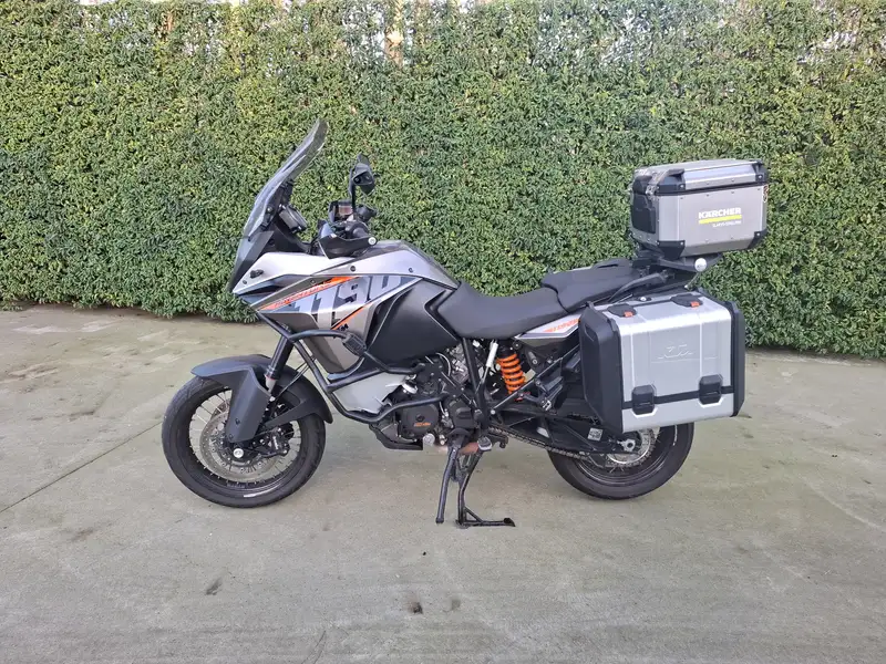 KTM 1190 Adventure - foto 2