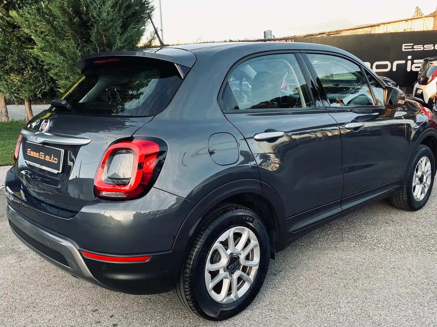 Fiat 500X Lounge **POSS.PACK MEDIA** VED.NOTE Grau - 2