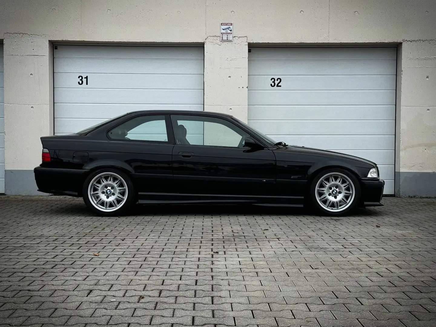 BMW M3 3.2 Schalter+SHZ+Leder+elektr. M-Sitz+Klimaat Чорний - 2