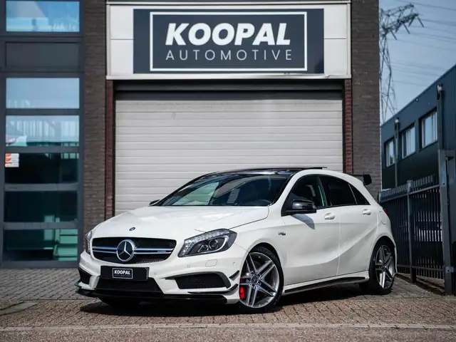 Mercedes-Benz A 45 AMG 4MATIC | Aero pakket | Schaalstoelen | Pano | Harm