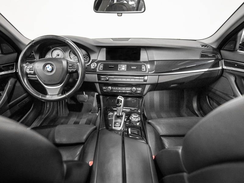 BMW 535 5-serie Touring 535d Pano ACC Keyless Leer — photo 4