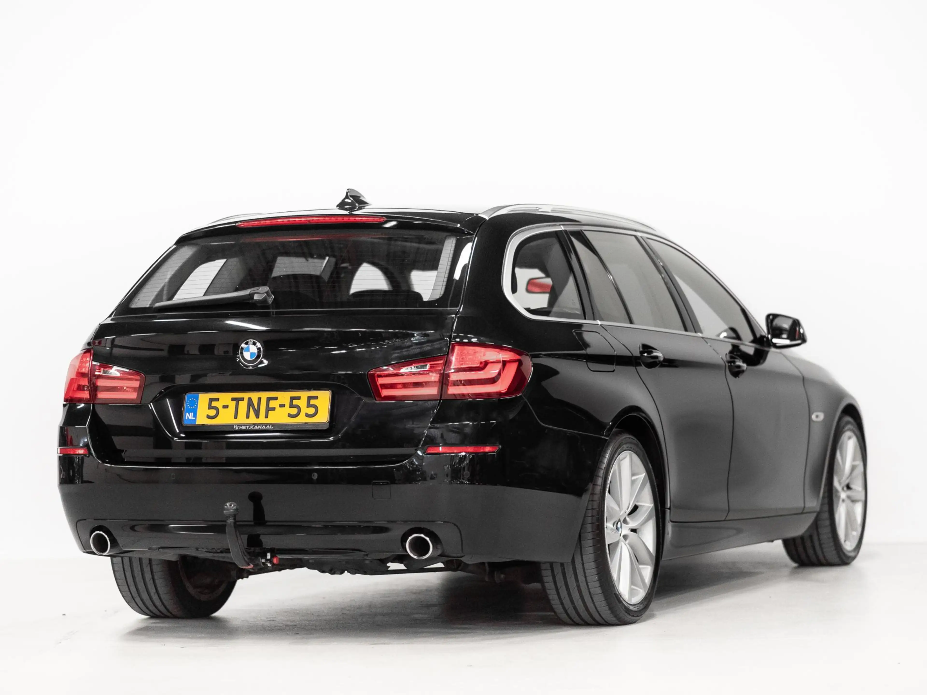 BMW 535 5-serie Touring 535d Pano ACC Keyless Leer — photo 2