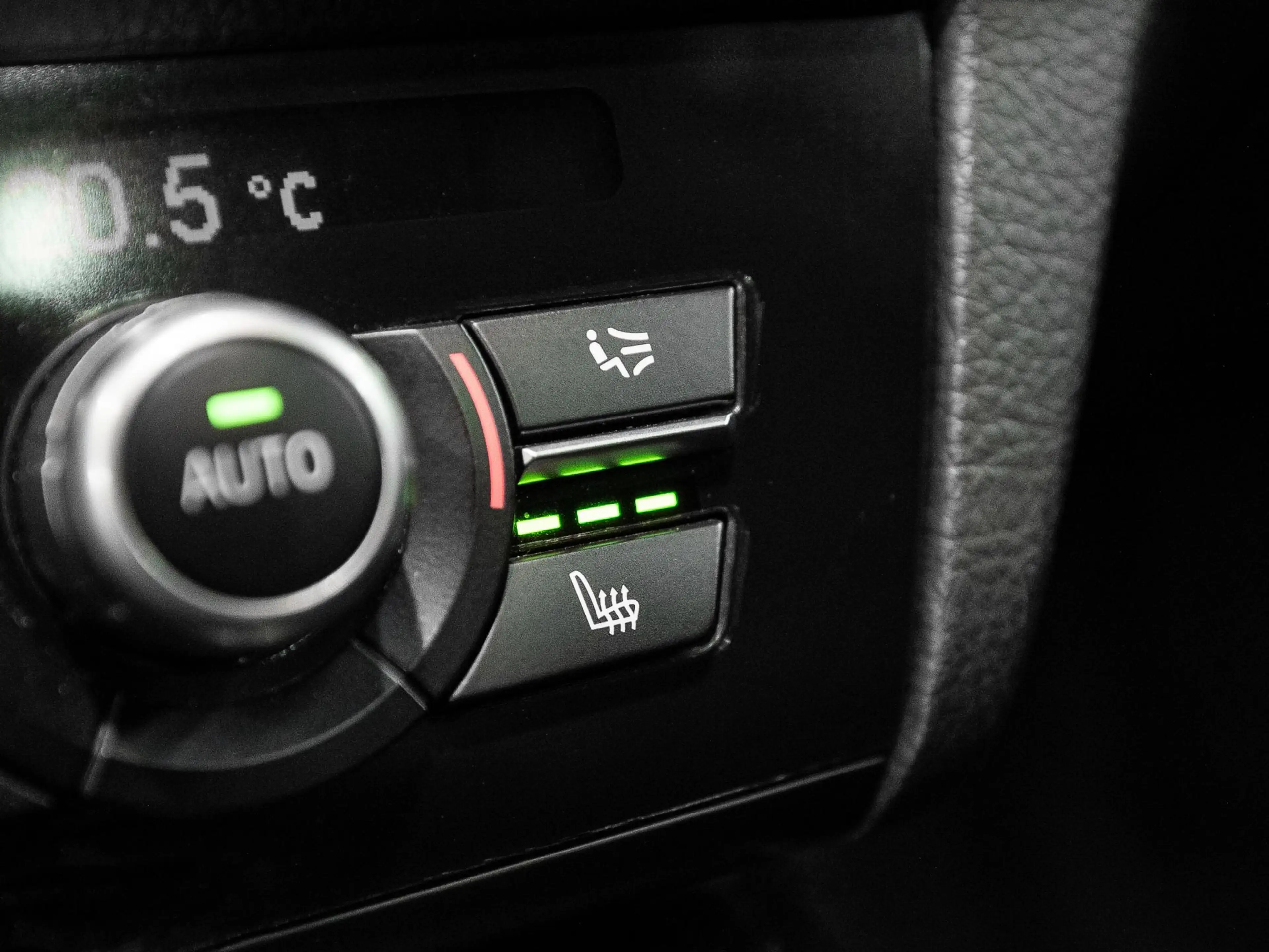 BMW 535 5-serie Touring 535d Pano ACC Keyless Leer — photo 23