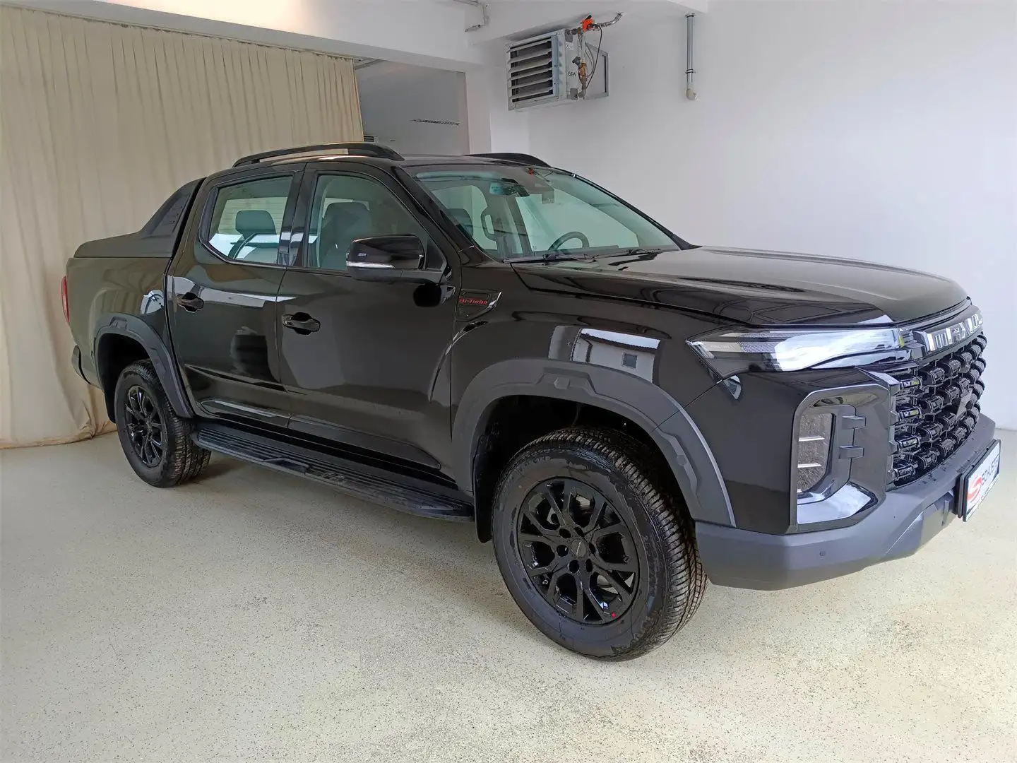 Maxus T60 Max Luxury Diesel *Vollausstattung* Nero - 1