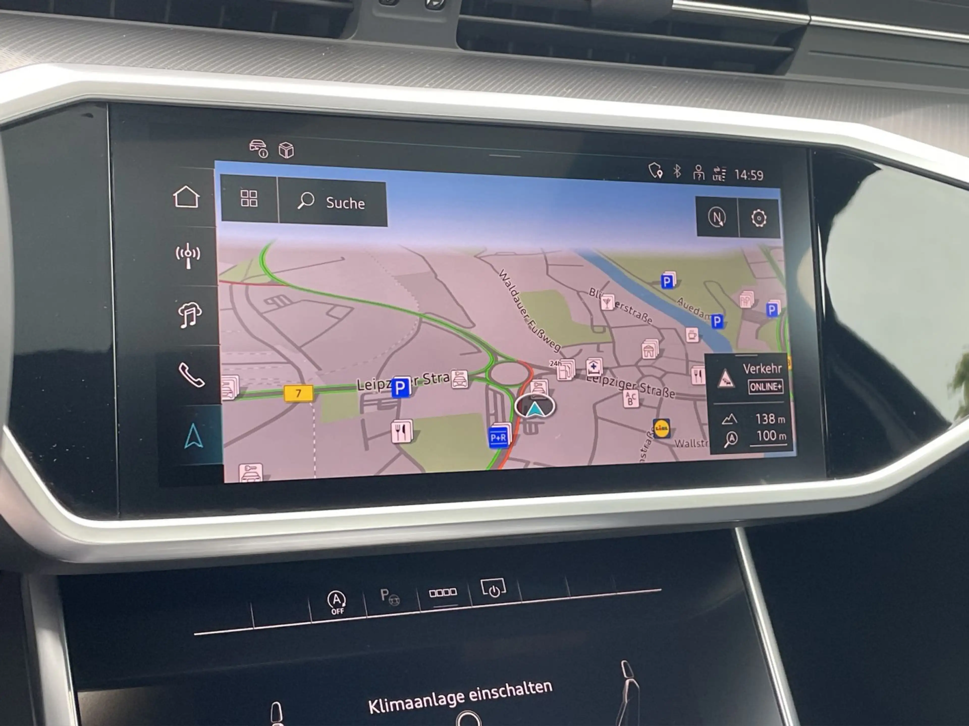 Audi A6 45 TFSI qu. Matrix B&O Pano 360° — photo 14