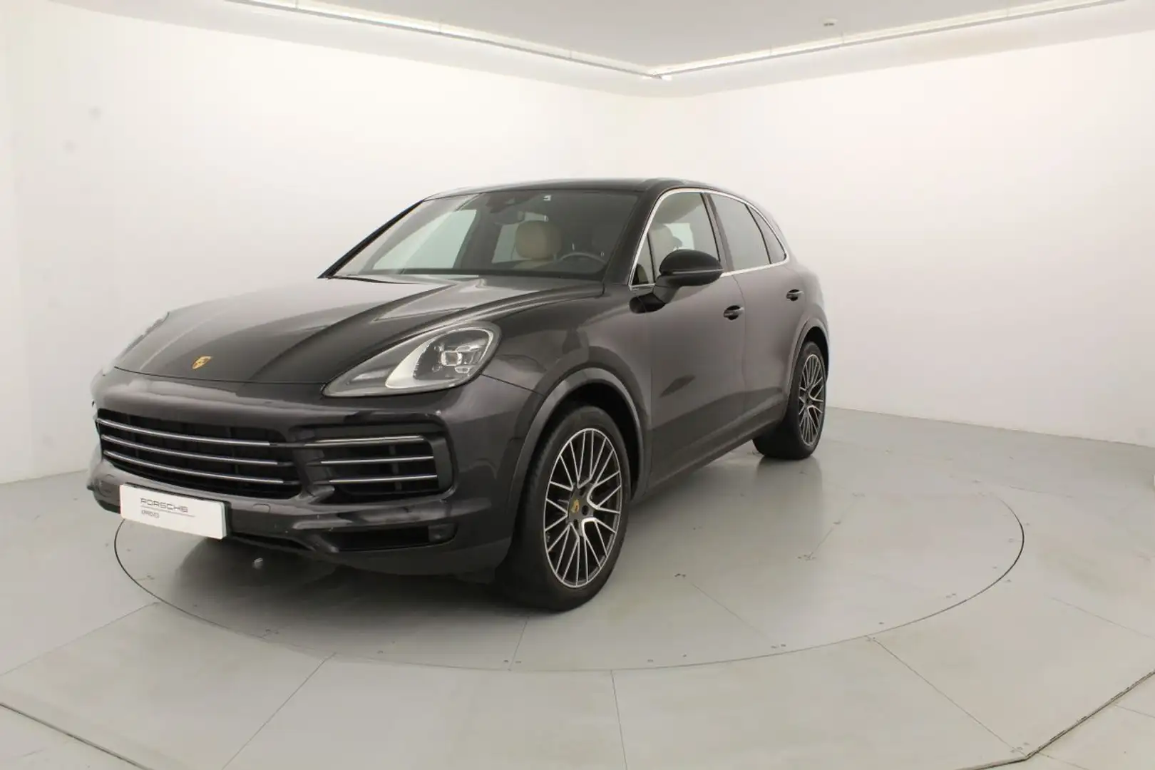 Porsche Cayenne Aut. Negro - 1