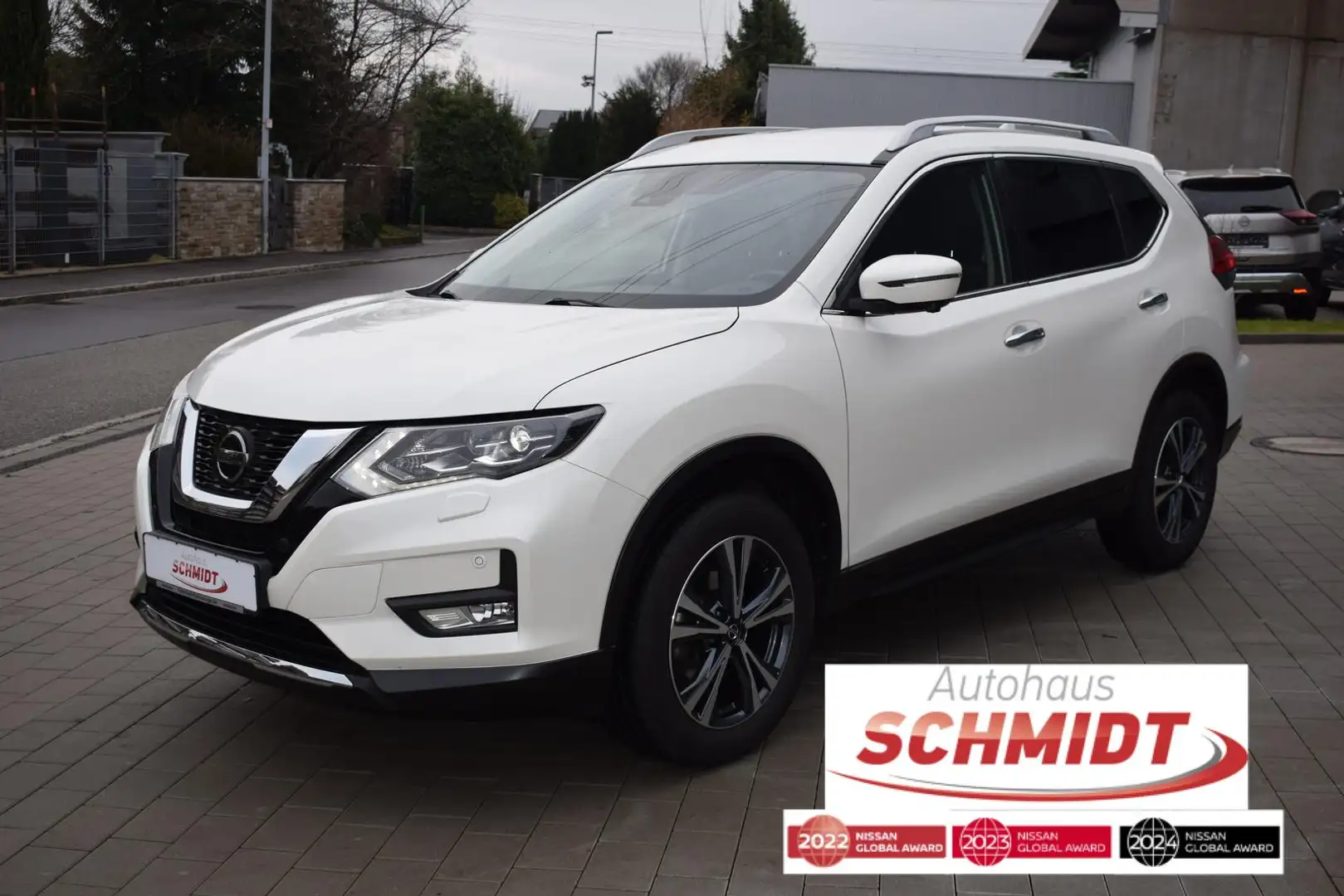 Nissan X-Trail 1.3 DIG-T N-Connecta AHK Blanc - 1