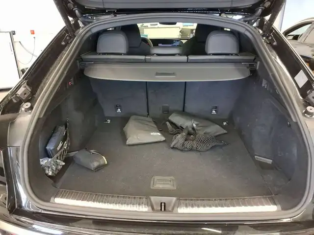 Audi Q5 view 7
