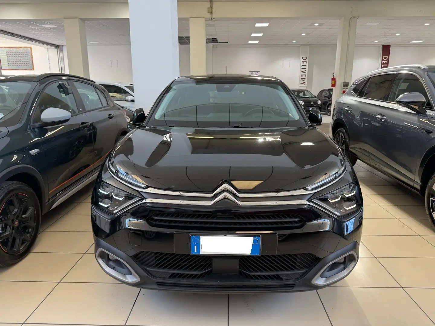 Citroen C4 C4 1.5 bluehdi Shine s&s EAT8 AUTOMATICA Noir - 2