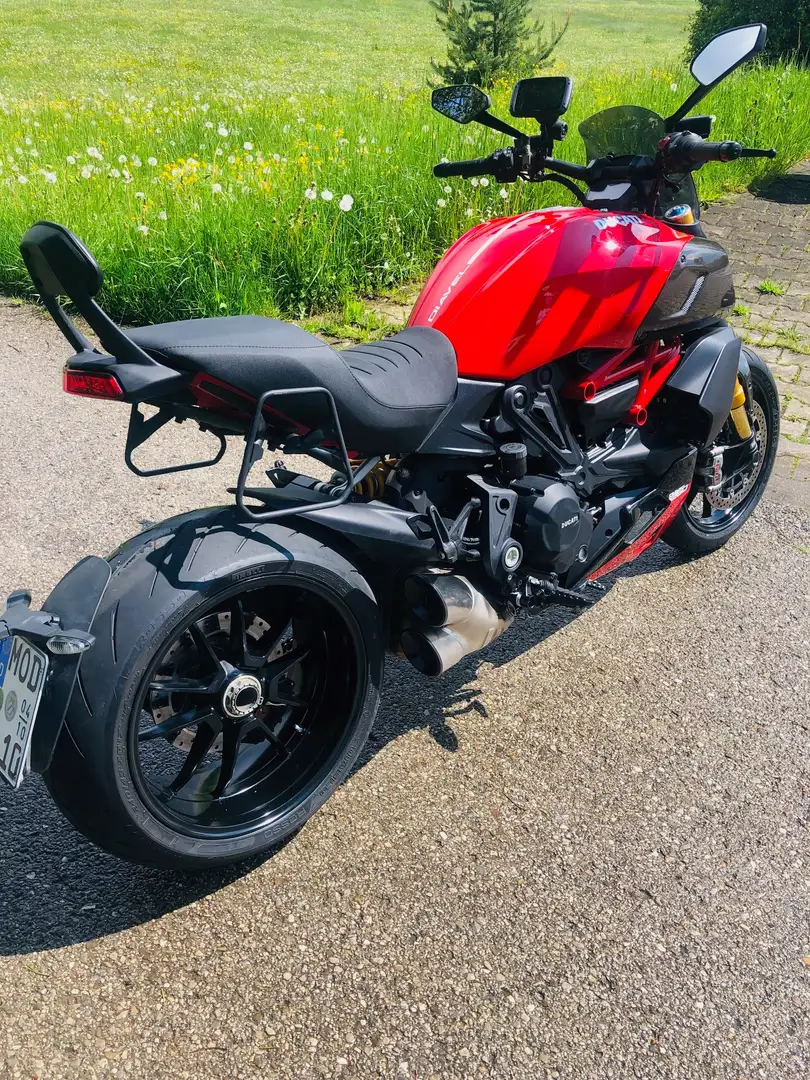 Ducati Diavel 1260s Kırmızı - 2