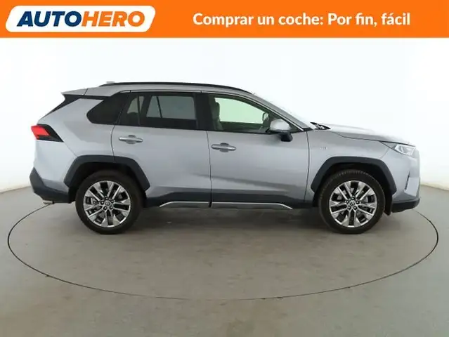 Toyota Rav4 view 7