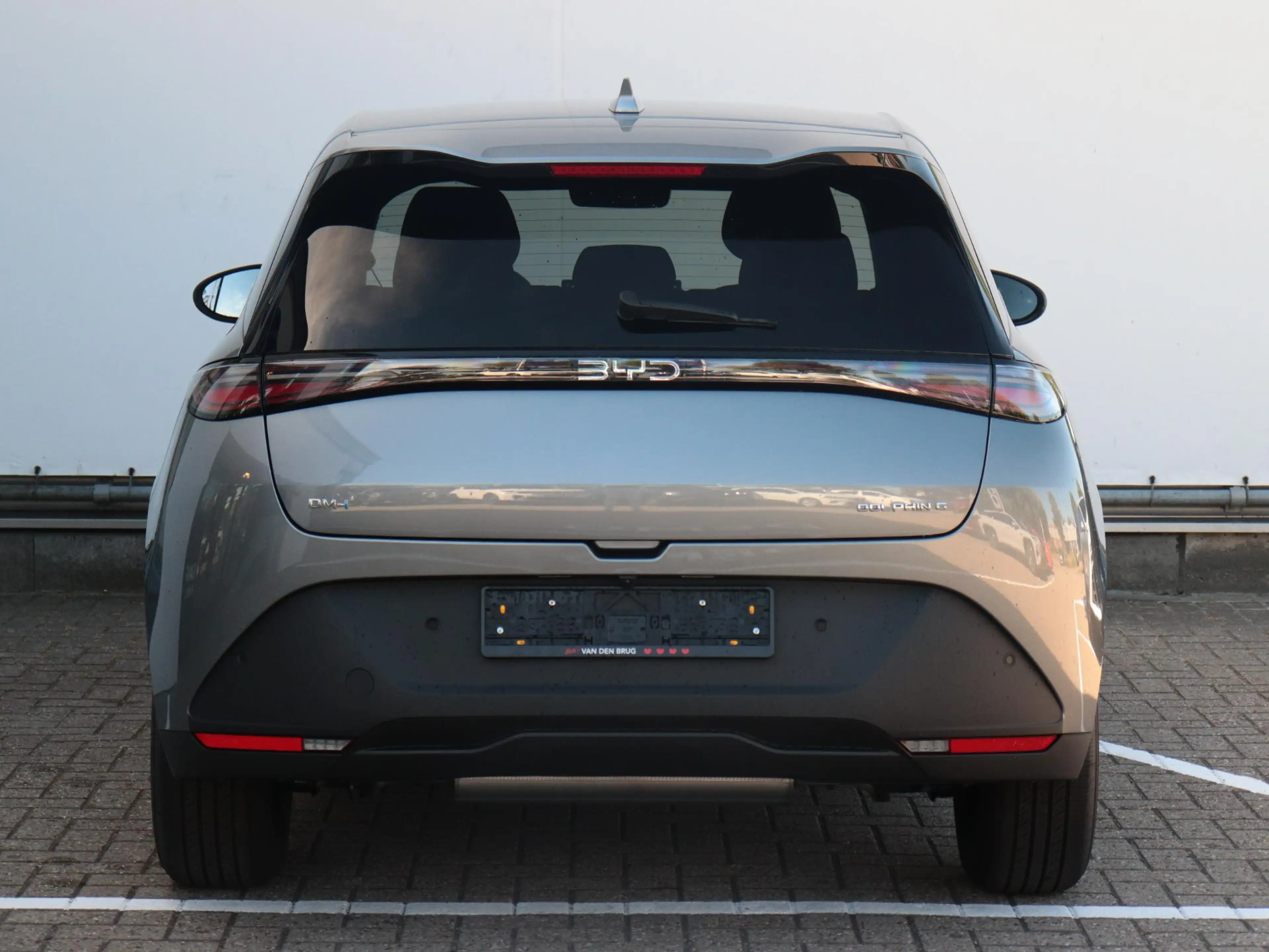 BYD Dolphin G 1.5L DM-i Boost | 105km Elektrisch actieradius | T — photo 5