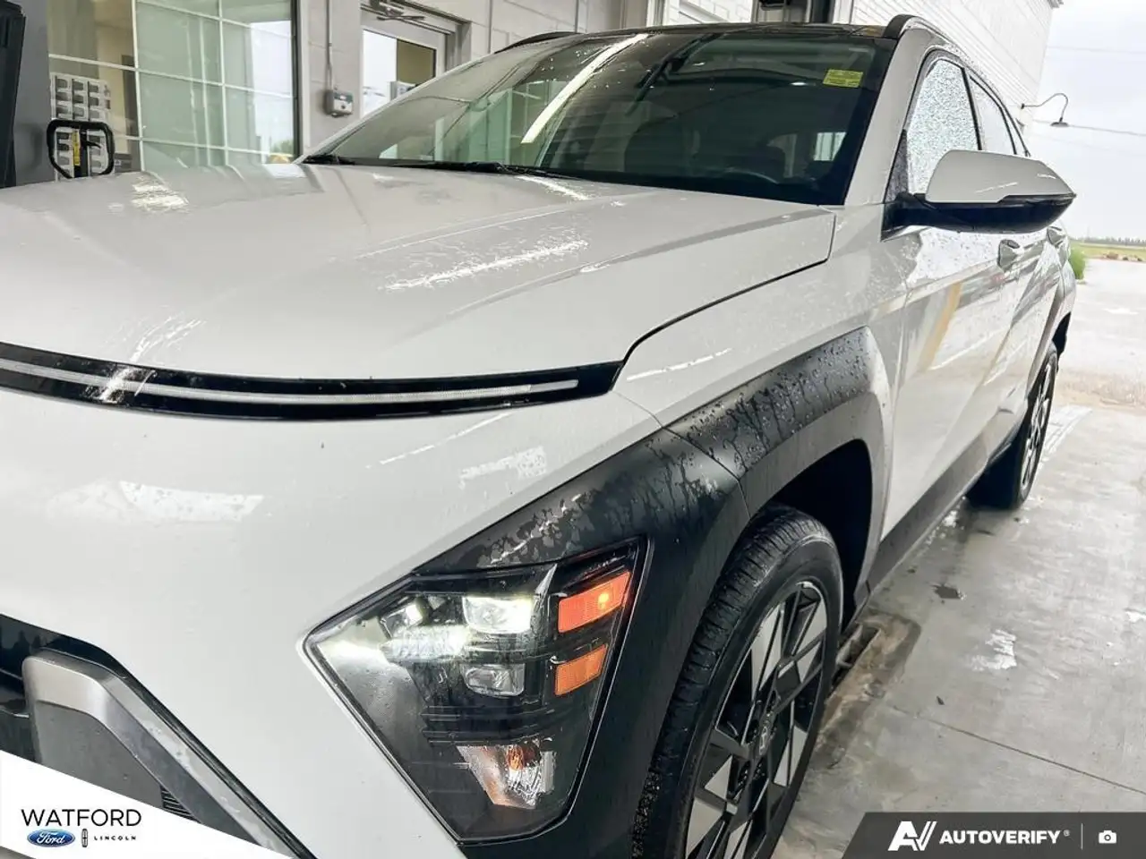 Hyundai KONA снимка Hyundai KONA