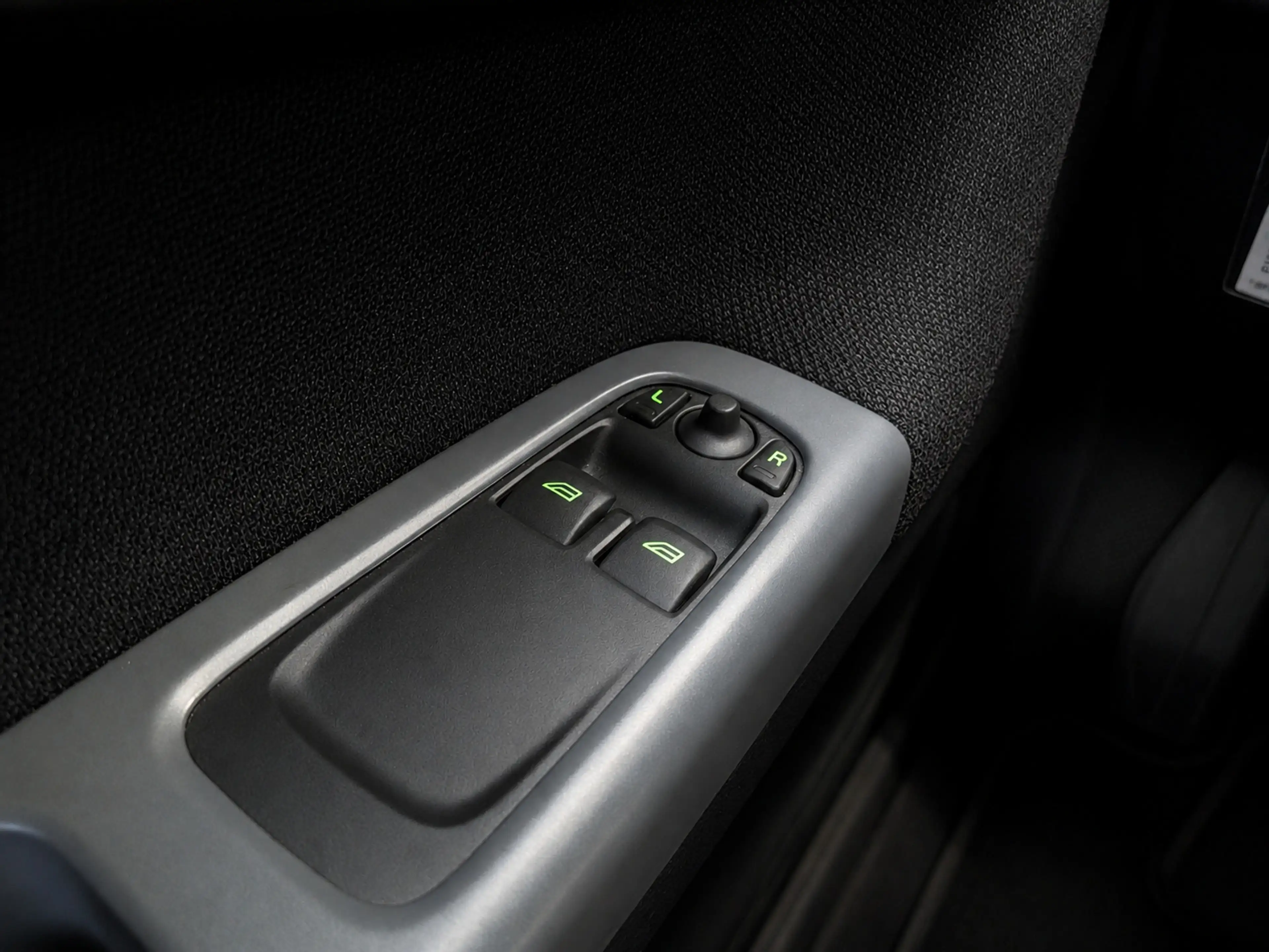 Volvo C30 1.6 Kinetic NAP, Airco, Trekhaak, Stuurbekrachtigi — photo 14