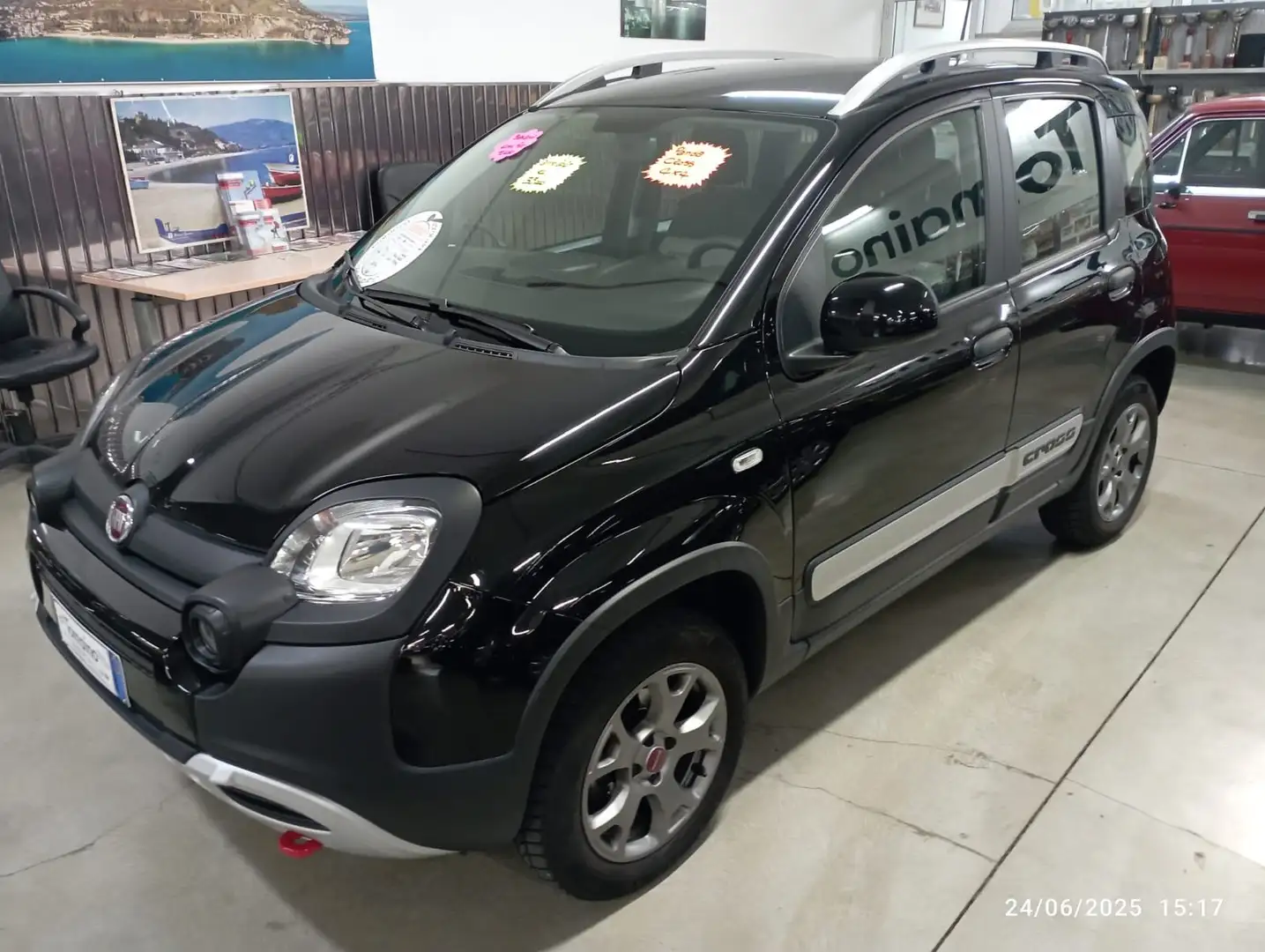 Fiat Panda 0.9 t.air t. Cross 4x4 s Nero - 1