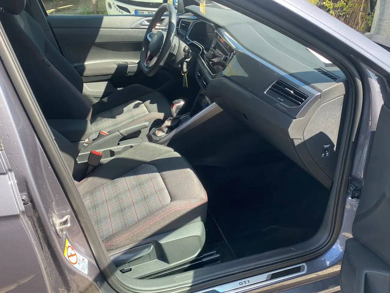 Volkswagen Polo 2.0 TSI GTI DSG*LED*SideAssist*DAB*IQ Drive 16
