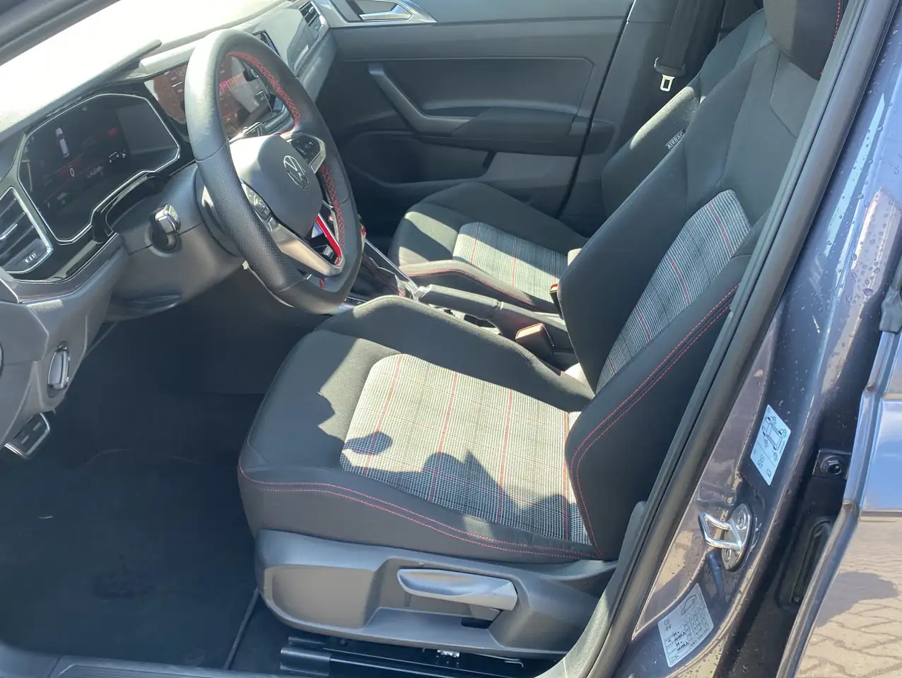 Volkswagen Polo 2.0 TSI GTI DSG*LED*SideAssist*DAB*IQ Drive 3
