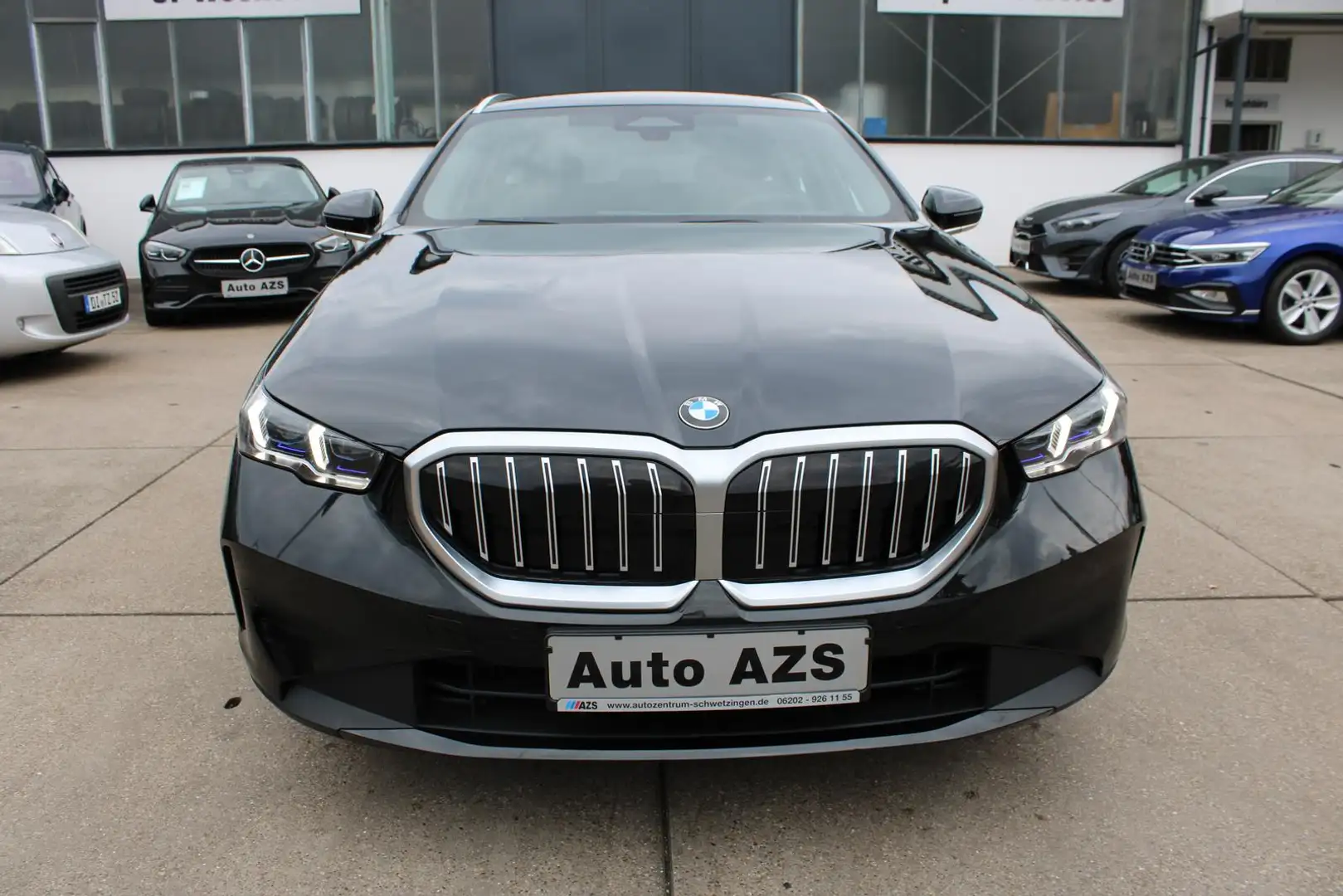 BMW 520 d/SITZHEIZUNG/LENKRADHEIZUNG/HARMAN/KARDON Schwarz - 2