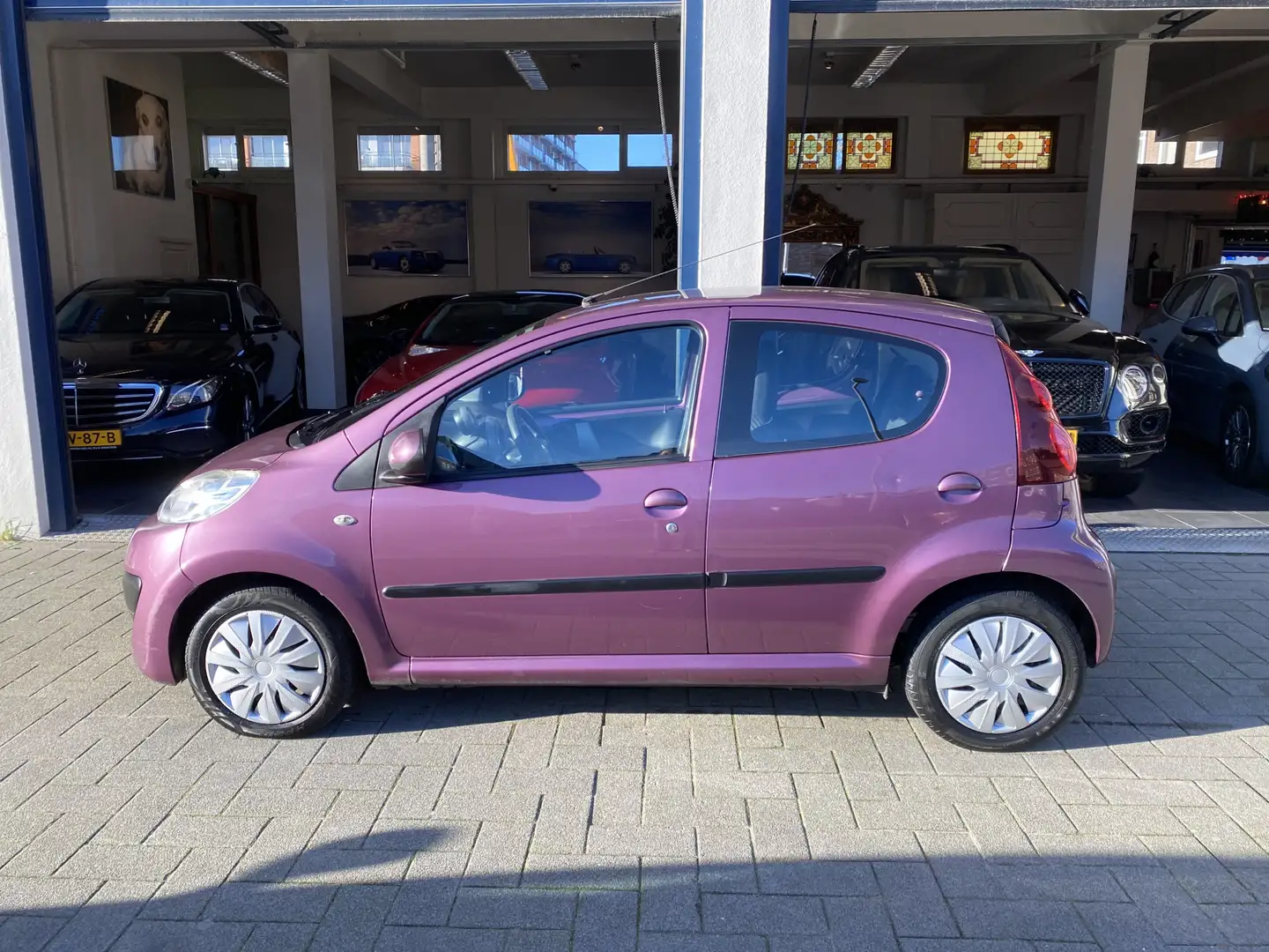 Peugeot 107 1.0 Première AIRCO/NW APK 01-2026 Paars - 2